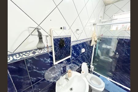 Casa à venda com 230m², 5 quartos e 3 vagasBanheiro