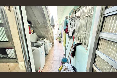 Casa à venda com 230m², 5 quartos e 3 vagasCorredor