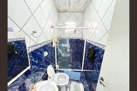Casa à venda com 230m², 5 quartos e 3 vagasBanheiro