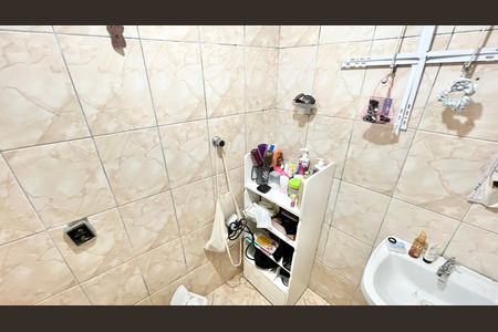 Casa à venda com 230m², 5 quartos e 3 vagasBanheiro 2