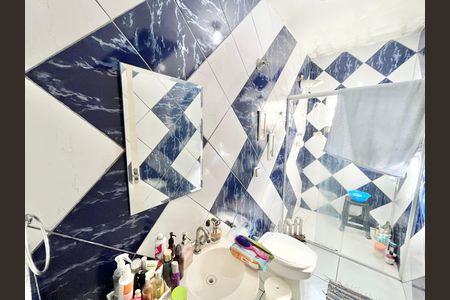 Casa à venda com 230m², 5 quartos e 3 vagasbanheiro 3