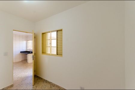 Casa para alugar com 80m², 2 quartos e 1 vaga Casa para alugar com 80m², 2 quartos e 1 vagaQuarto 2