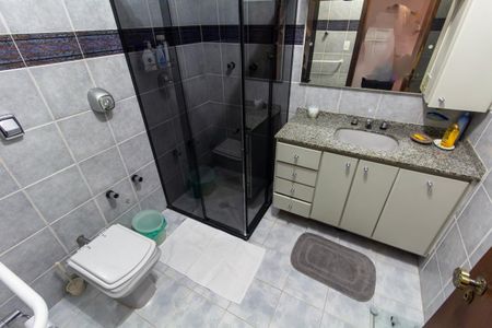 Casa à venda com 262m², 3 quartos e 5 vagasBanheiro 2