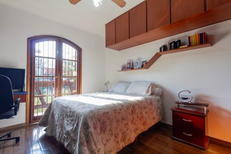 Casa à venda com 262m², 3 quartos e 5 vagasQuarto 2