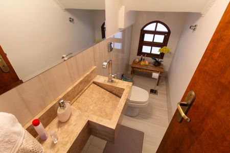 Casa à venda com 262m², 3 quartos e 5 vagasLavabo 1
