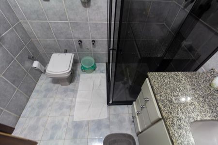 Casa à venda com 262m², 3 quartos e 5 vagasBanheiro 2