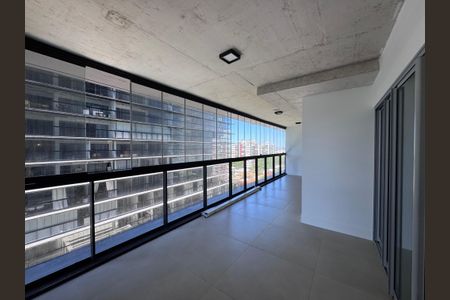 Apartamento para alugar com 83m², 2 quartos e 1 vaga Apartamento para alugar com 83m², 2 quartos e 1 vagaVaranda