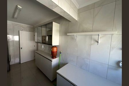Apartamento para alugar com 69m², 2 quartos e 1 vaga Apartamento para alugar com 69m², 2 quartos e 1 vagaCozinha