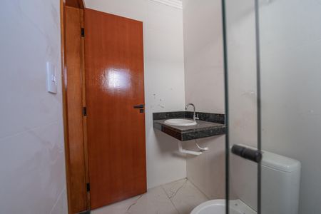 Casa de condomínio à venda com 87m², 2 quartos e 1 vaga Casa de condomínio à venda com 87m², 2 quartos e 1 vagaBanheiro