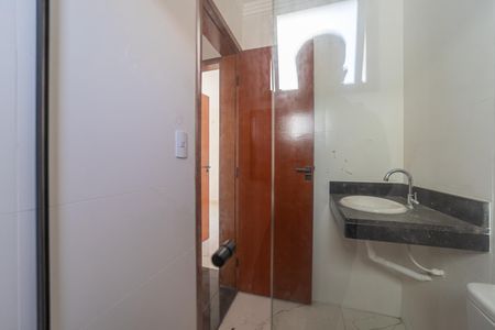Casa de condomínio à venda com 87m², 2 quartos e 1 vaga Casa de condomínio à venda com 87m², 2 quartos e 1 vagaBanheiro