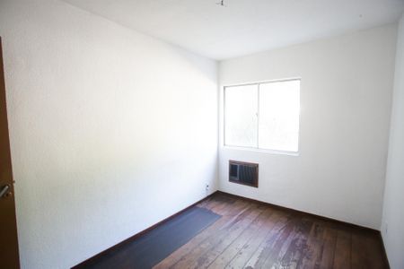Apartamento à venda com 47m², 2 quartos e 1 vagaQuarto 2
