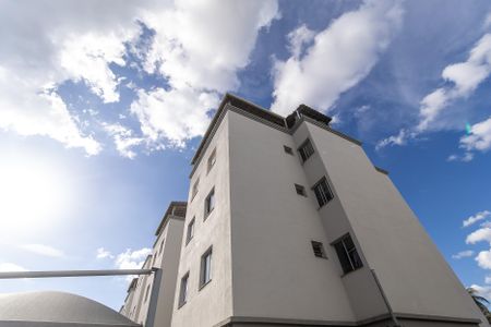 Apartamento para alugar com 75m², 2 quartos e 1 vagaFachada do bloco