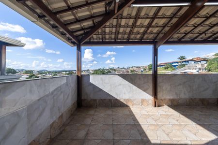 Apartamento para alugar com 75m², 2 quartos e 1 vagaVaranda