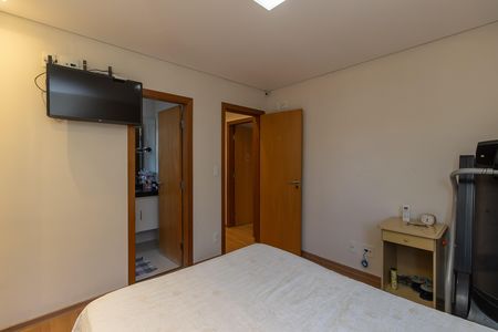 Apartamento à venda com 140m², 3 quartos e 2 vagas Apartamento à venda com 140m², 3 quartos e 2 vagasQuarto 3