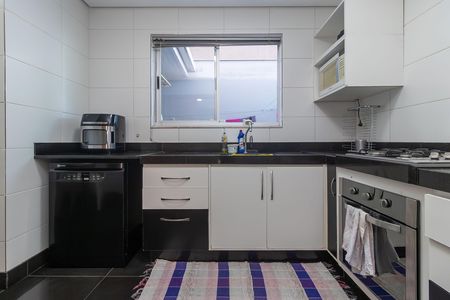 Apartamento à venda com 140m², 3 quartos e 2 vagas Apartamento à venda com 140m², 3 quartos e 2 vagasCozinha