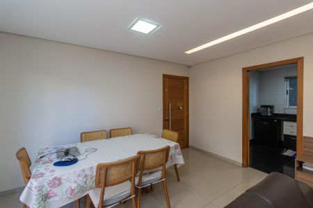 Apartamento à venda com 140m², 3 quartos e 2 vagas Apartamento à venda com 140m², 3 quartos e 2 vagasSala