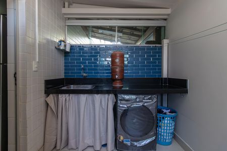 Apartamento à venda com 140m², 3 quartos e 2 vagas Apartamento à venda com 140m², 3 quartos e 2 vagasÁrea de Serviço
