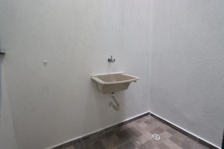 Apartamento para alugar com 40m², 2 quartos e 1 vagaÁrea de Serviço