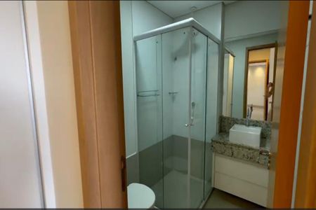 Apartamento para alugar com 66m², 2 quartos e 1 vaga Apartamento para alugar com 66m², 2 quartos e 1 vagaBanheiro