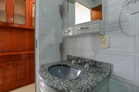 Apartamento para alugar com 78m², 3 quartos e 2 vagasBanheiro