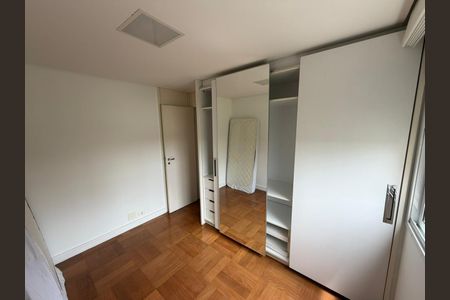 Apartamento à venda com 111m², 2 quartos e 2 vagas