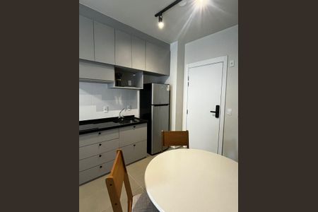 Apartamento à venda com 32m², 1 quarto e sem vaga