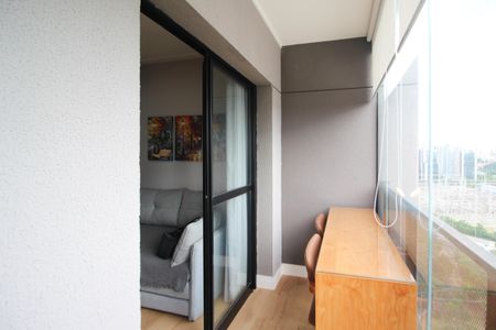 Varanda de kitnet/studio para alugar com 1 quarto, 32m² em Vila Olímpia, São Paulo