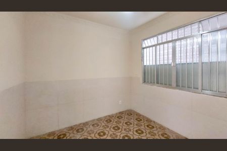 Casa para alugar com 75m², 2 quartos e 1 vaga Casa para alugar com 75m², 2 quartos e 1 vagaQuarto 1