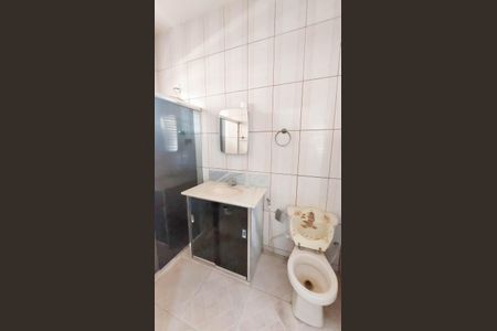 Casa para alugar com 75m², 2 quartos e 1 vaga Casa para alugar com 75m², 2 quartos e 1 vagaBanheiro