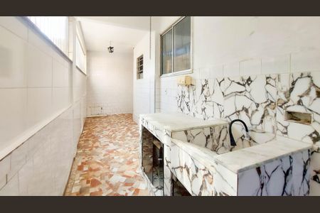 Casa para alugar com 75m², 2 quartos e 1 vaga Casa para alugar com 75m², 2 quartos e 1 vagaÁrea de Serviço