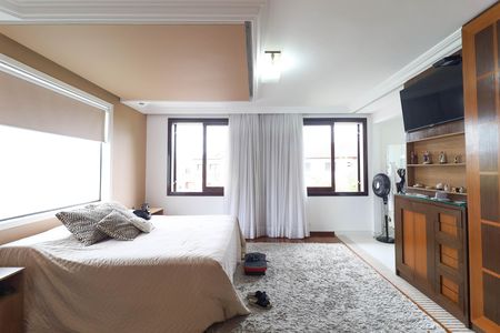 Casa à venda com 4 quartos, 320m² em Vila Irmaos Arnoni, São Paulo