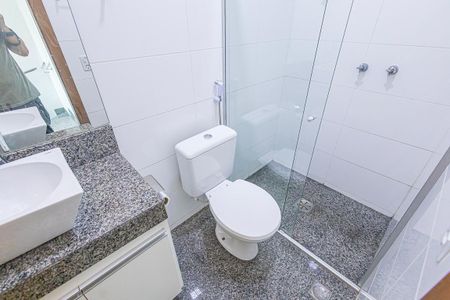 Casa à venda com 90m², 2 quartos e 1 vagabanheiro