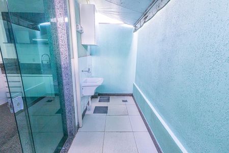 Casa à venda com 90m², 2 quartos e 1 vagaarea de serviço