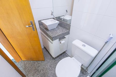 Casa à venda com 90m², 2 quartos e 1 vagabanheiro