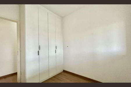Apartamento à venda com 72m², 2 quartos e 2 vagas