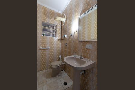 Casa para alugar com 160m², 4 quartos e 2 vagasBanheiro 2