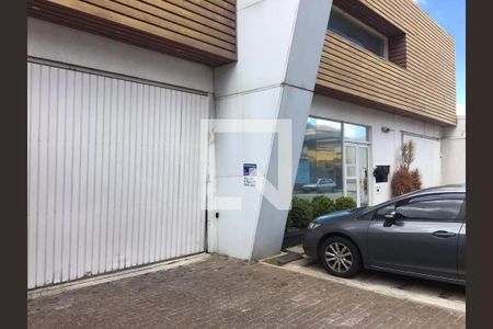 Apartamento à venda com 54m², 2 quartos e 1 vaga Apartamento à venda com 54m², 2 quartos e 1 vagaFachada