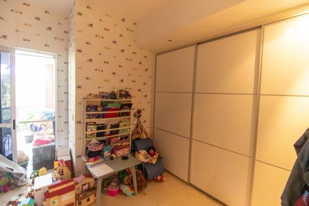 Apartamento à venda com 136m², 3 quartos e 2 vagasQuarto 2