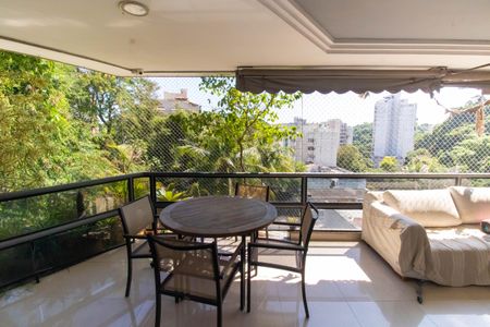 Apartamento à venda com 136m², 3 quartos e 2 vagasVista do Quarto 1