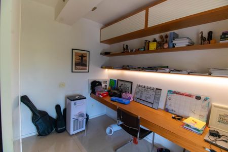 Apartamento à venda com 136m², 3 quartos e 2 vagasQuarto 1