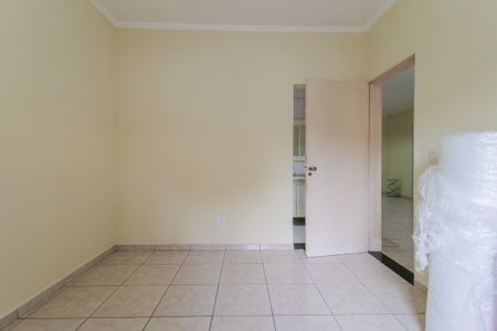 Casa para alugar com 140m², 3 quartos e 1 vaga Casa para alugar com 140m², 3 quartos e 1 vagaQuarto Suíte