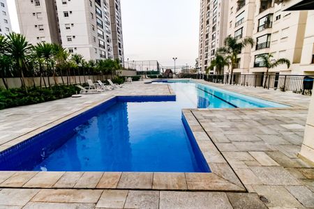 Apartamento para alugar com 112m², 2 quartos e 2 vagasÁrea comum - Piscina