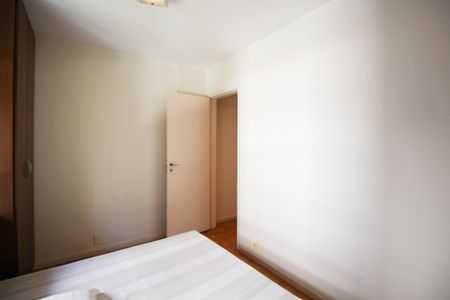 Apartamento para alugar com 82m², 2 quartos e 1 vaga Apartamento para alugar com 82m², 2 quartos e 1 vagaQuarto