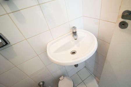 Apartamento para alugar com 82m², 2 quartos e 1 vaga Apartamento para alugar com 82m², 2 quartos e 1 vagaBanheiro de serviço