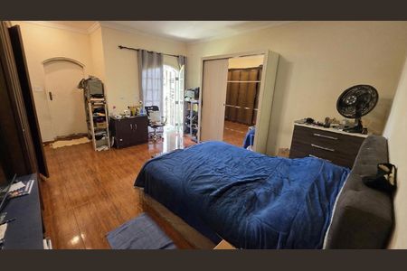 Casa à venda com 272m², 5 quartos e 4 vagasQuarto 1