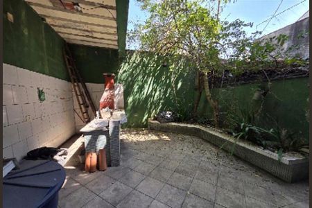 Casa à venda com 272m², 5 quartos e 4 vagasÁrea de serviço