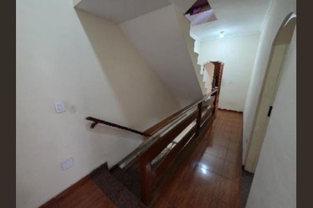 Casa à venda com 272m², 5 quartos e 4 vagasCorredor