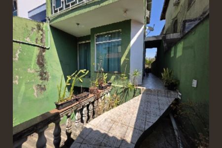 Casa à venda com 272m², 5 quartos e 4 vagasVaranda