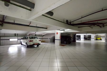 Apartamento para alugar com 48m², 1 quarto e 1 vaga Apartamento para alugar com 48m², 1 quarto e 1 vagaGaragem