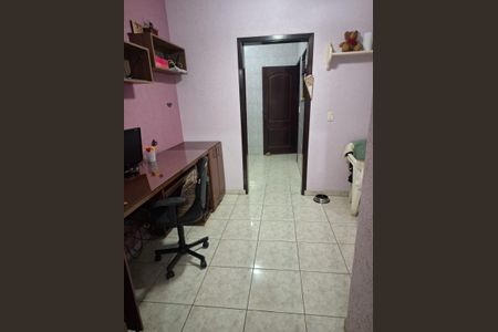 Quarto de casa à venda com 3 quartos, 158m² em Parque Sao Vicente, Santo André